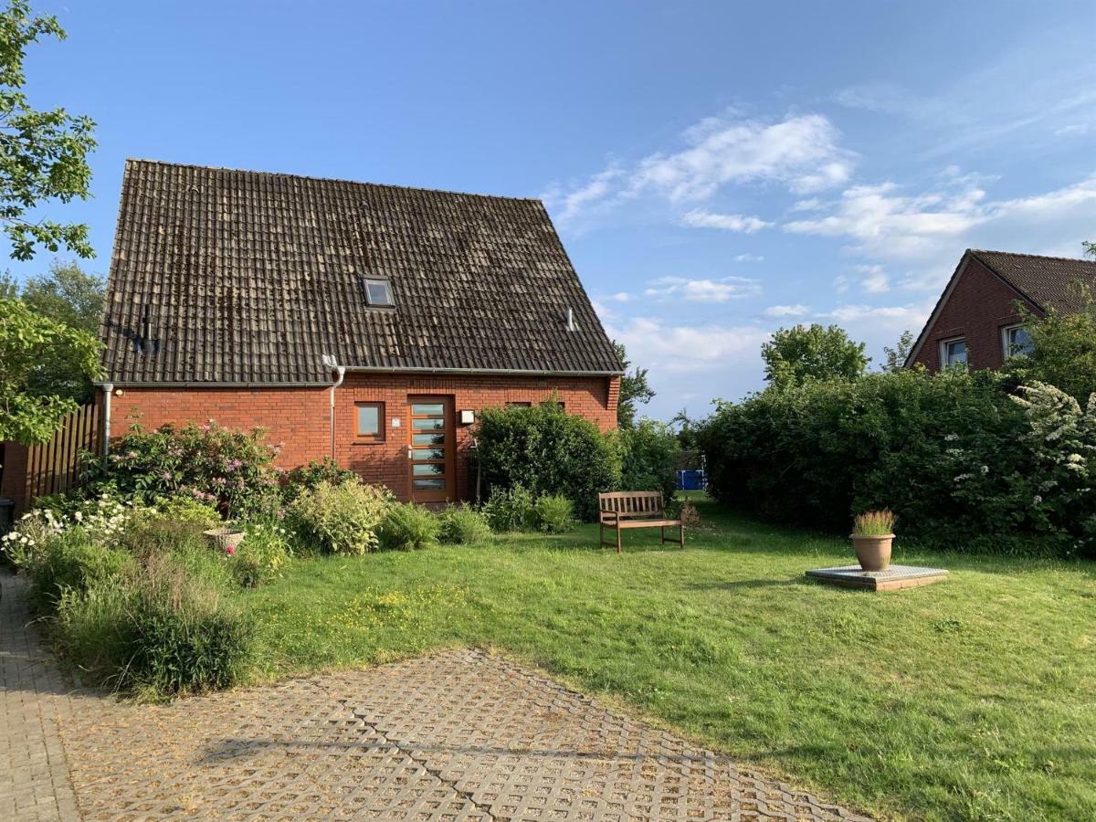 加尔丁Haus Plueschmors别墅 外观 照片